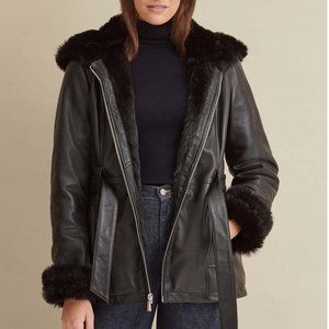 NEW WITHOUT TAG. WILSONS LEATHER Belted Leather Jacket. Size: S